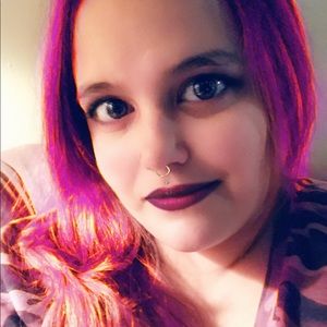 Meet your Posher, Amber